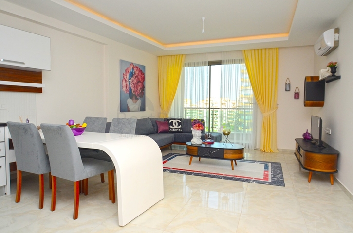 Двухкомнатная квартира в новом комплексе Махмутлара