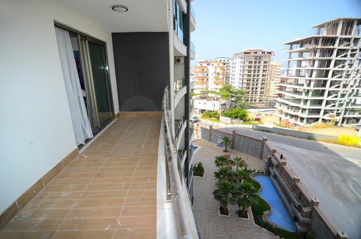 Двухкомнатная квартира в новом комплексе Махмутлара