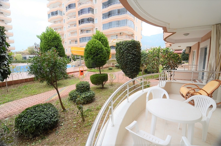 Меблированная квартира с двумя спальными комнатами