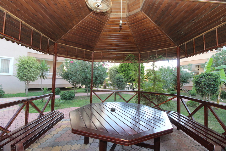 Меблированная квартира с двумя спальными комнатами