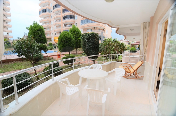 Меблированная квартира с двумя спальными комнатами