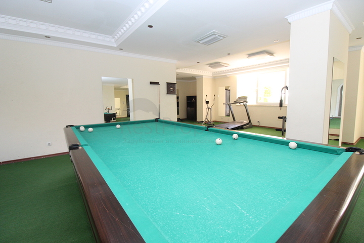 Меблированная квартира с двумя спальными комнатами