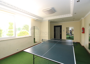 Меблированная квартира с двумя спальными комнатами