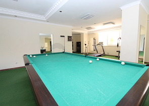 Меблированная квартира с двумя спальными комнатами