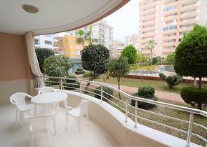 Меблированная квартира с двумя спальными комнатами