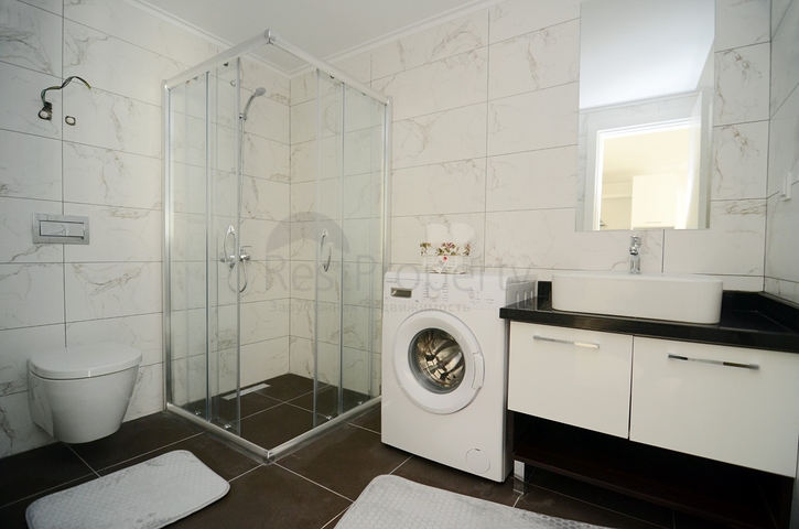 Двухкомнатная квартира с мебелью в новом комплексе Махмутлара