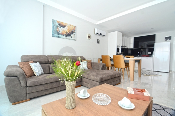 Двухкомнатная квартира с мебелью в новом комплексе Махмутлара