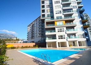 Двухкомнатная квартира с мебелью в новом комплексе Махмутлара