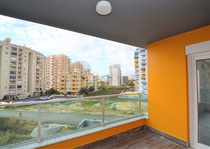 Двухкомнатная квартира с мебелью в новом комплексе Махмутлара