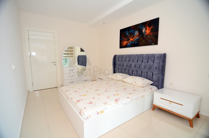 Меблированная квартира с одной спальней в районе Оба