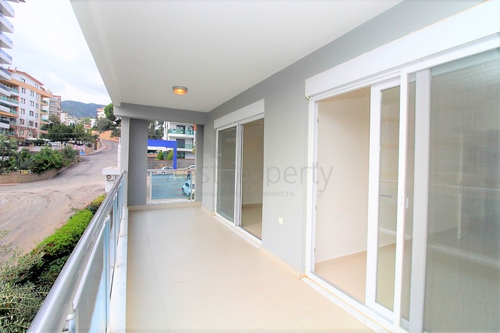 Меблированная квартира с одной спальней в районе Оба