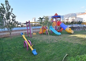 Меблированный пентхаус с видом на море в Махмутларе