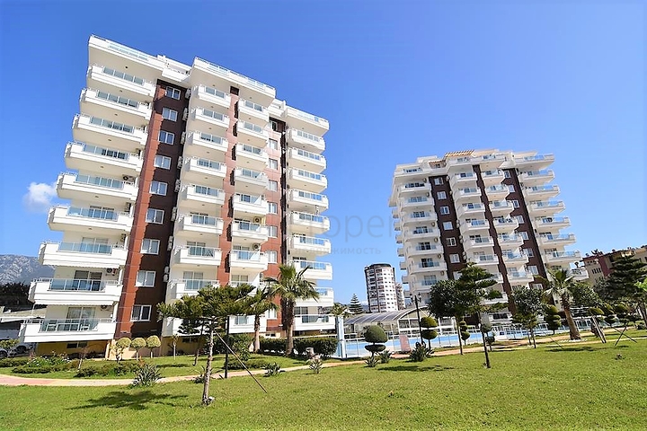 Трехкомнатная квартира в благоустроенном комплексе Махмутлара