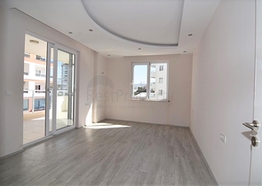 Трехкомнатная квартира в благоустроенном комплексе Махмутлара