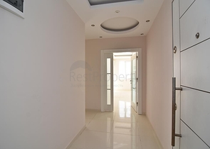 Трехкомнатная квартира в благоустроенном комплексе Махмутлара