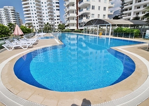 Трехкомнатная квартира в благоустроенном комплексе Махмутлара