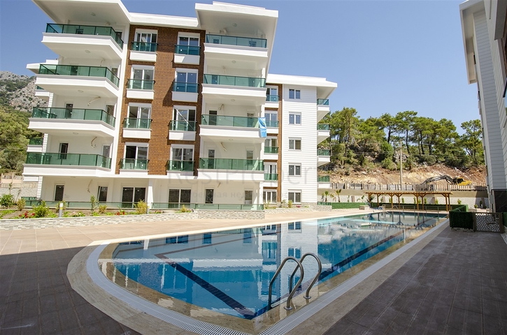 Готовый проект у подножья Торосских гор в Коньяалты Анталии