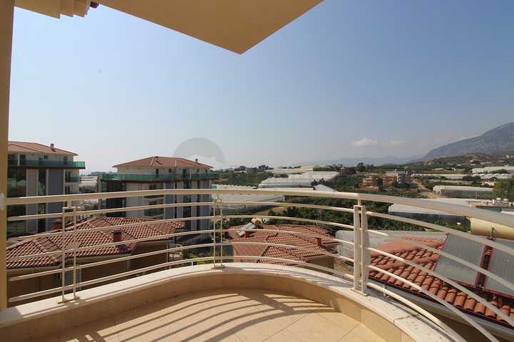 Двухэтажная вилла с мебелью в районе Каргыджак