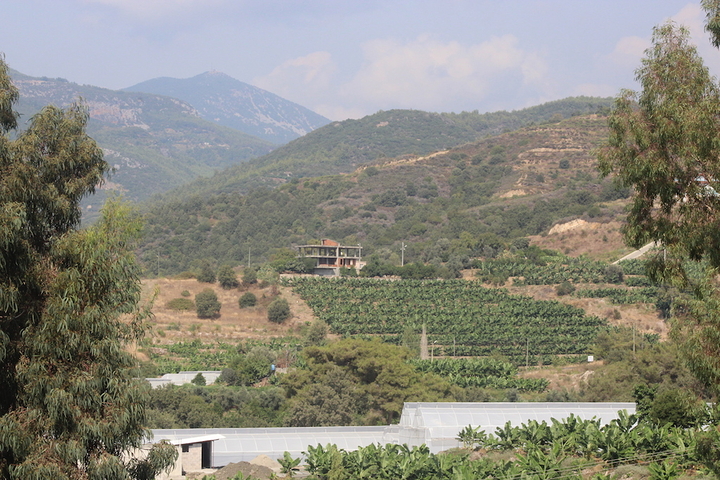 Двухэтажная вилла с мебелью в районе Каргыджак