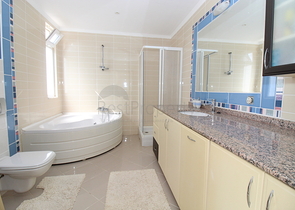 Двухэтажная вилла с мебелью в районе Каргыджак