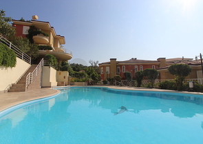 Двухэтажная вилла с мебелью в районе Каргыджак