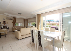 Двухэтажная вилла с мебелью в районе Каргыджак