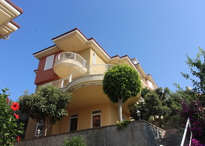 Двухэтажная вилла с мебелью в районе Каргыджак