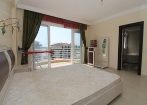 Двухэтажная вилла с мебелью в районе Каргыджак