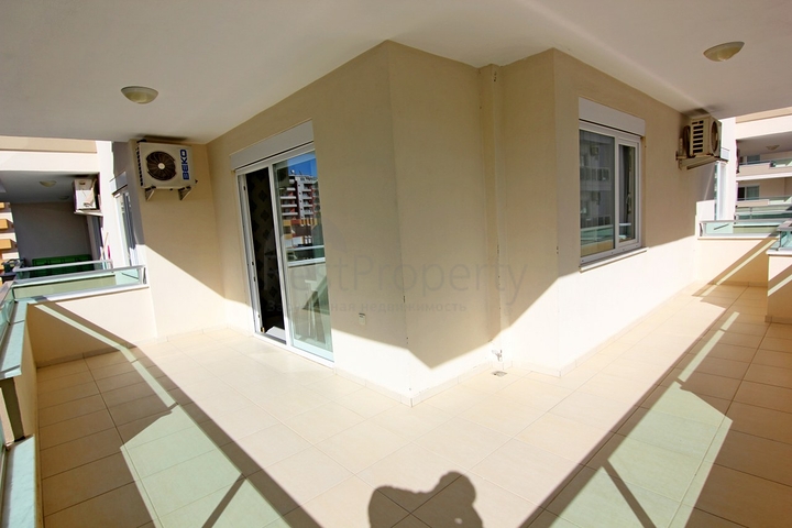 Меблированная квартира с одной спальней в Махмутларе