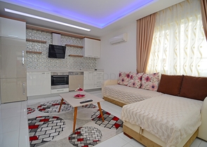 Меблированная квартира с одной спальней в Махмутларе