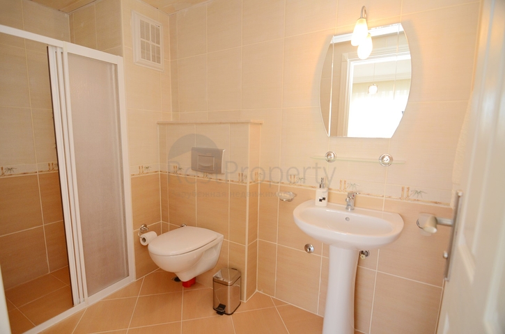 Квартира с двумя спальнями по привлекательной цене в Махмутларе