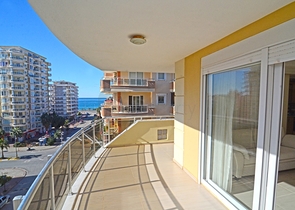 Квартира с двумя спальнями по привлекательной цене в Махмутларе