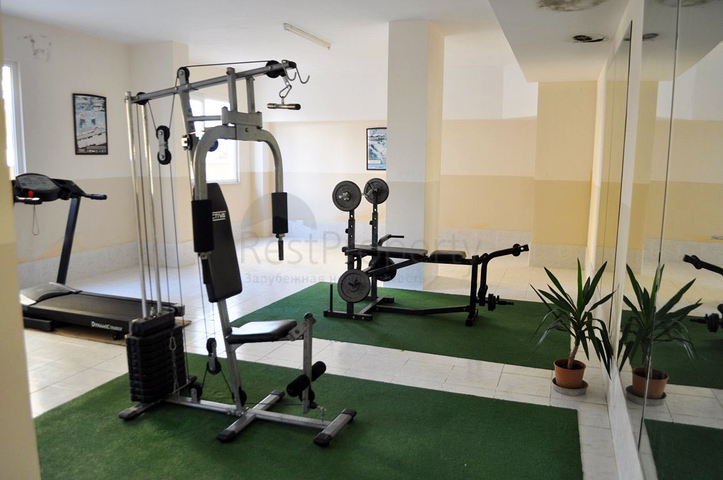 Просторная квартира с двумя спальными комнатами в Махмутларе