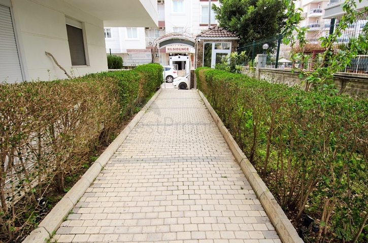 Двухкомнатная квартира по доступной цене в районе Коньяалты 