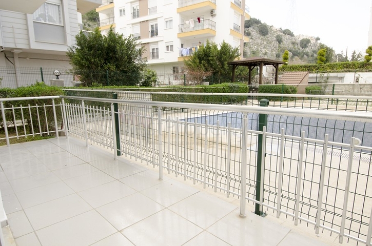 Двухкомнатная квартира по доступной цене в районе Коньяалты 