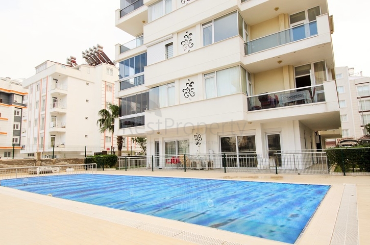 Двухкомнатная квартира по доступной цене в районе Коньяалты 