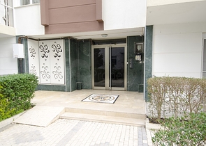 Двухкомнатная квартира по доступной цене в районе Коньяалты 