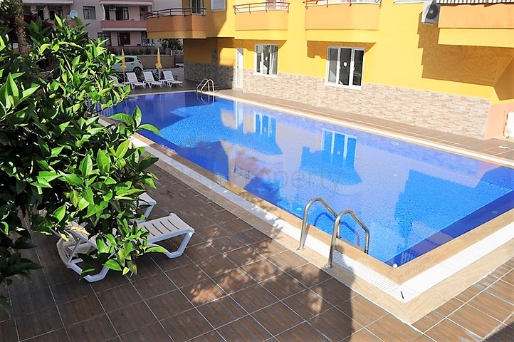 Меблированная квартира с двумя спальнями в Махмутларе