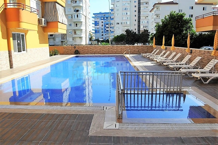 Меблированная квартира с двумя спальнями в Махмутларе