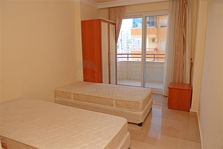 Меблированная квартира с двумя спальнями в Махмутларе