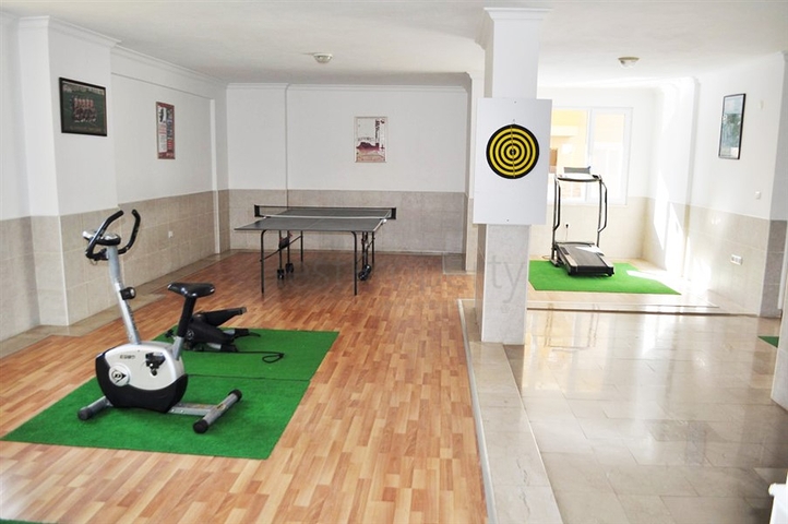 Меблированная квартира с двумя спальнями в Махмутларе