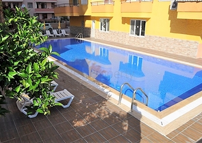 Меблированная квартира с двумя спальнями в Махмутларе