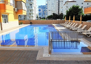 Меблированная квартира с двумя спальнями в Махмутларе