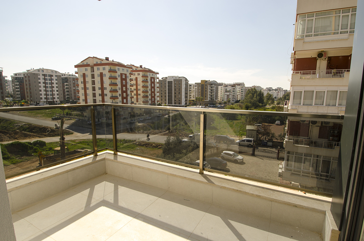 Квартиры 3+1 в новом комплексе в Унжалы Коньяалты