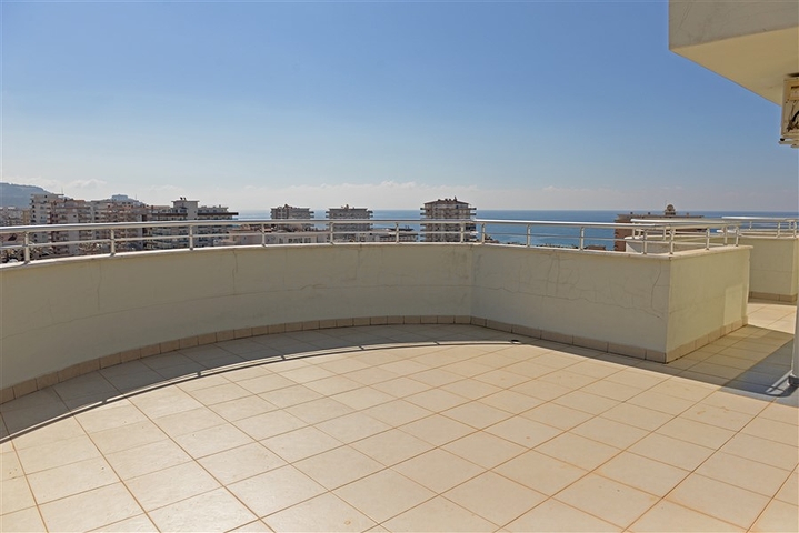 Пентхаус с видом на море по очень выгодной цене