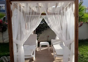 Трехкомнатная квартира с отдельной кухней в Махмутларе