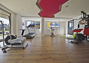 Трехкомнатная квартира с отдельной кухней в Махмутларе