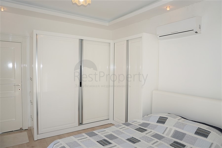 Вилла с тремя спальнями в 250 метрах от моря в Конаклы