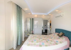 Вилла с тремя спальнями в 250 метрах от моря в Конаклы