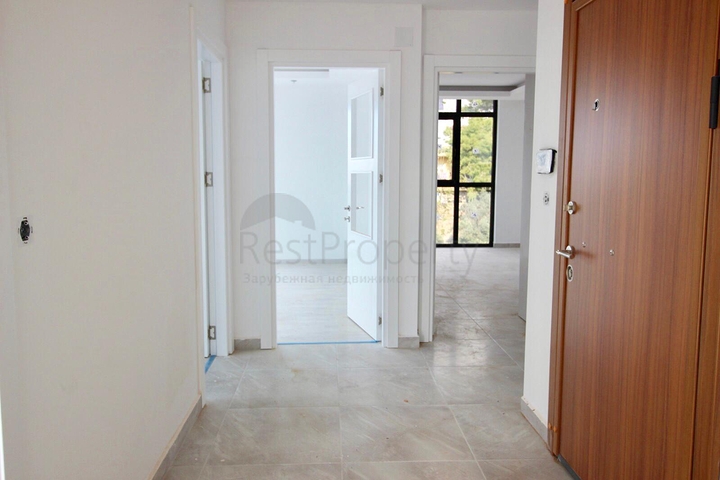 Трехкомнатная квартира с отдельной кухней в Кестеле